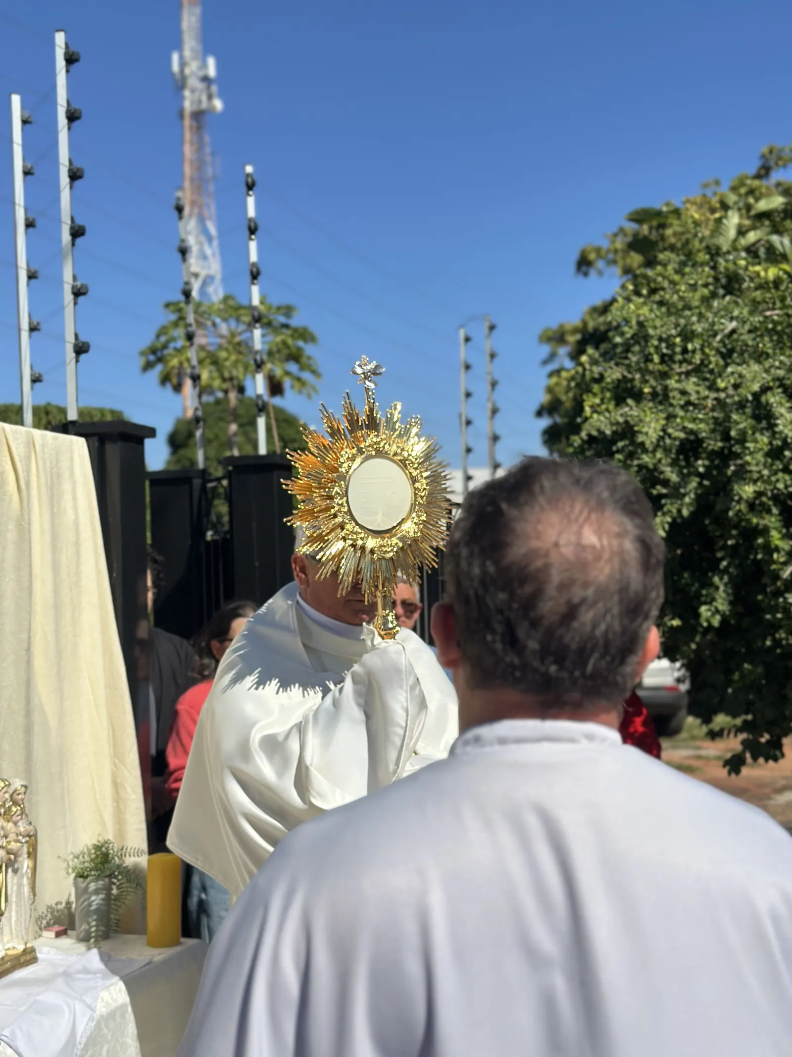 Procissão com o Santíssimo Sacramento — foto 19