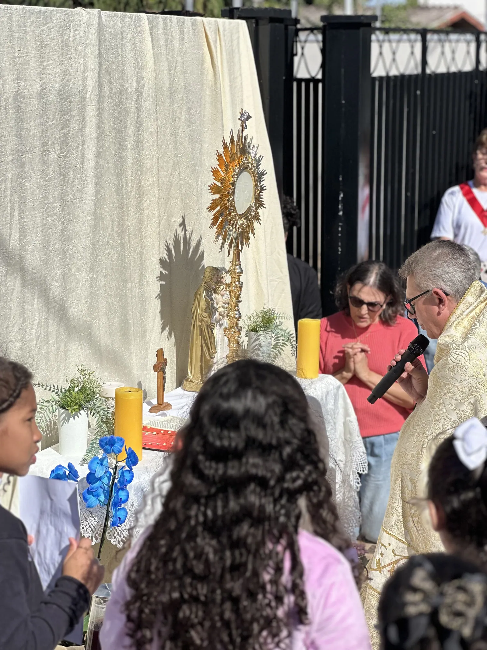 Procissão com o Santíssimo Sacramento — foto 18