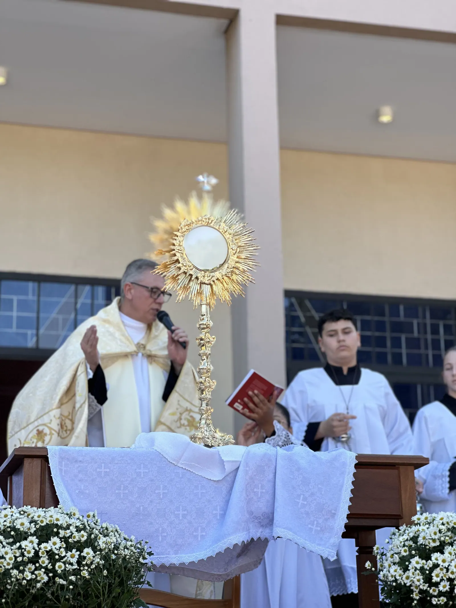 Procissão com o Santíssimo Sacramento — foto 24